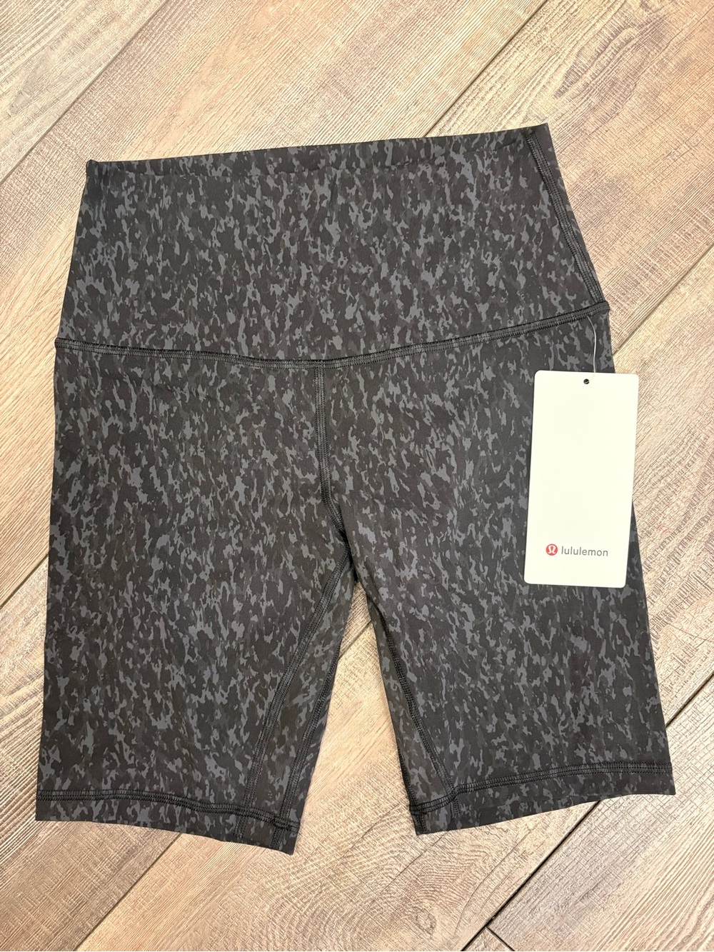 Lululemon Women’s Align HR High-Rise Printed Bike Shorts,Black/Grey NWT size 6